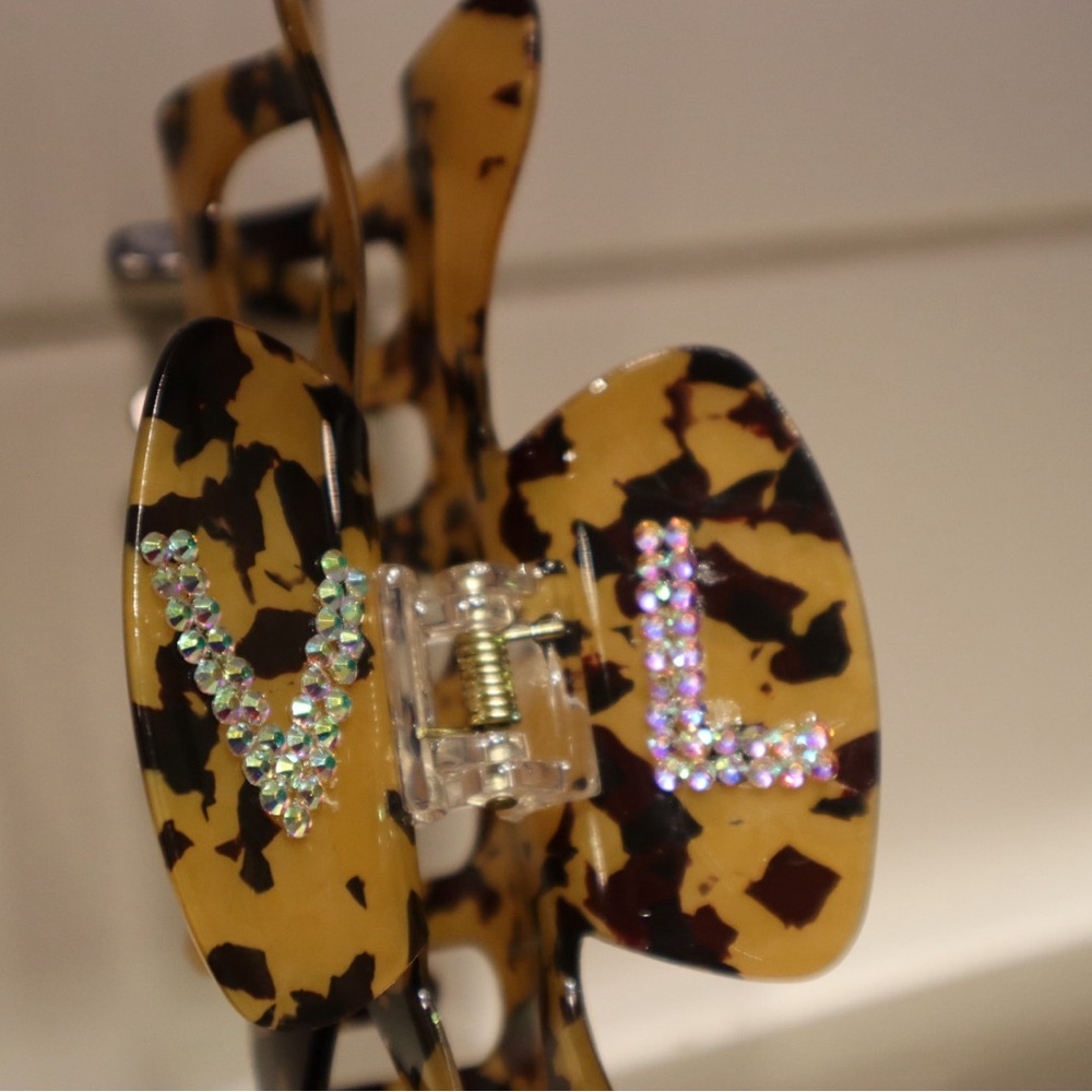 Handmade Custom Rhinestone Initial Rhinestone Clip - Picture 2 of 4